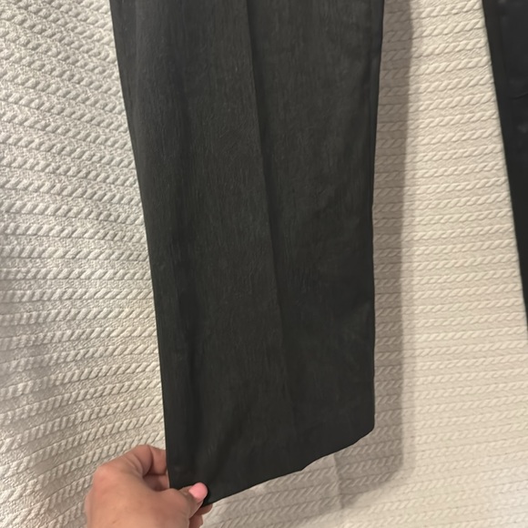 Dockers men’s gray slacks 38W 30L brand new like condition - Picture 2 of 12